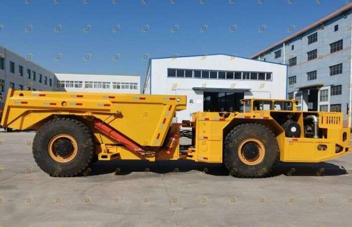 Шахтный самосвал KAMACH UK-20