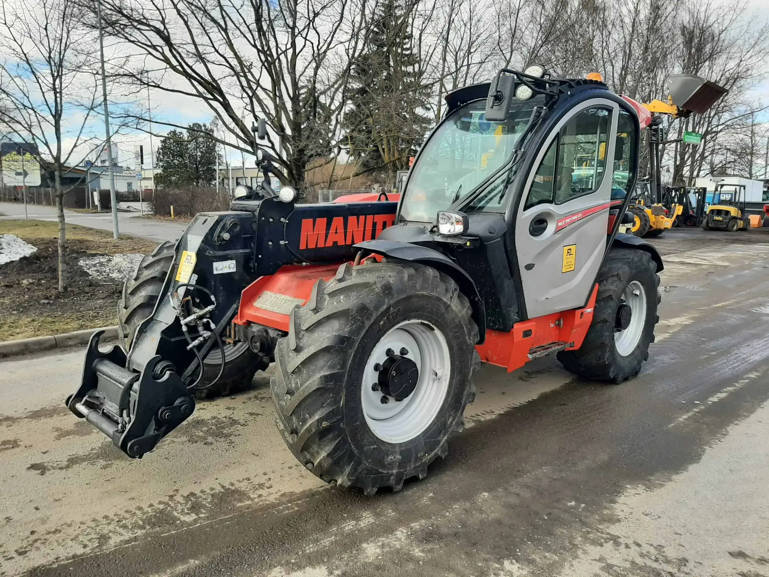 Телескопический погрузчик MANITOU MLT-X 741-140 V+