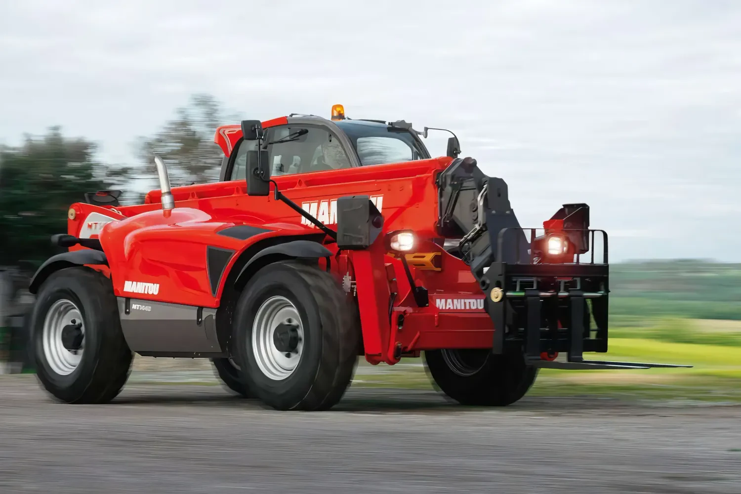 Телескопический погрузчик MANITOU MT-X 1440