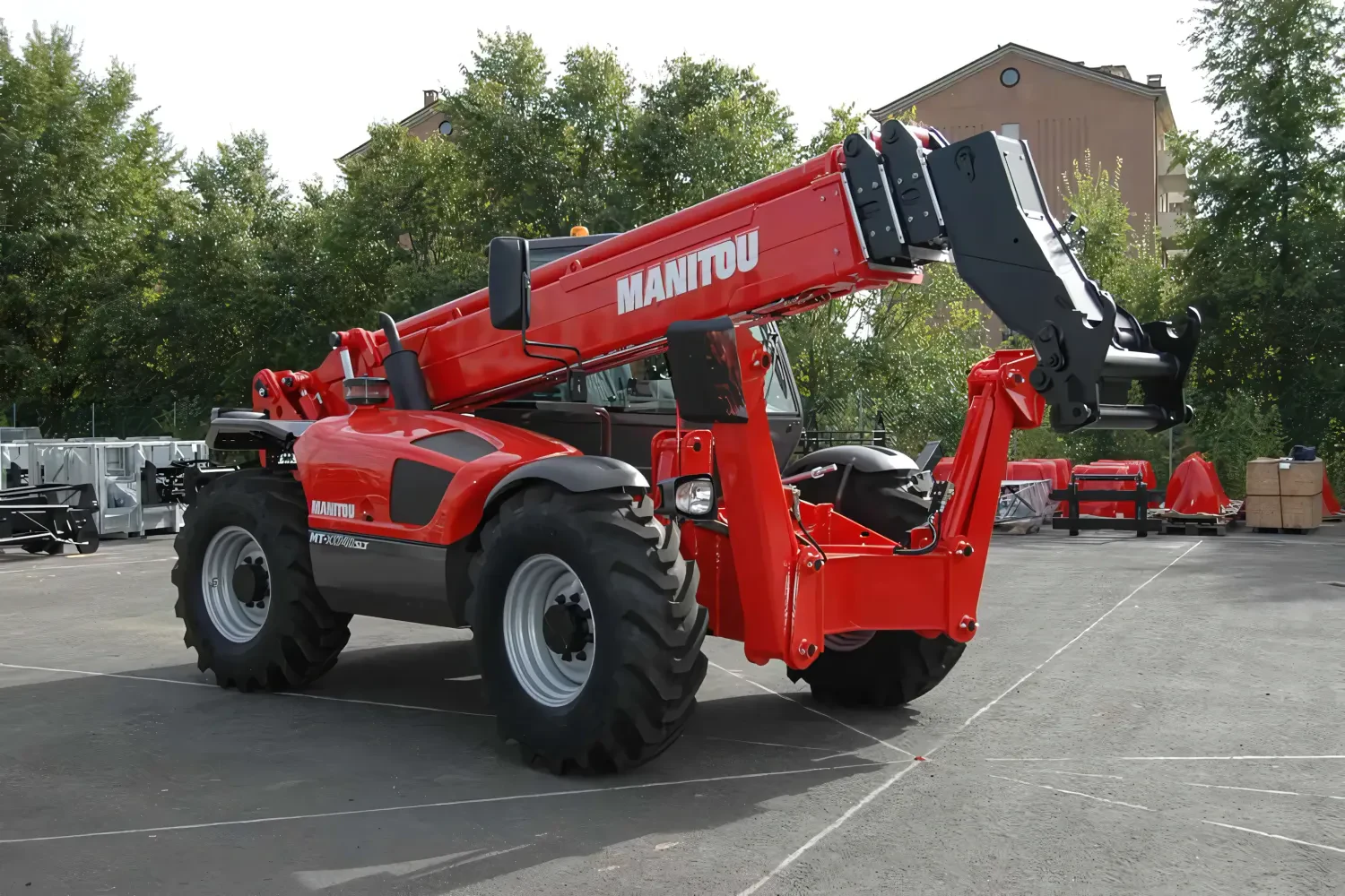 Телескопический погрузчик MANITOU MXT 1740 P