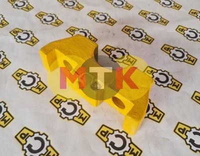 17A-30-16331 крышка опорного катка KOMATSU D155, MCP